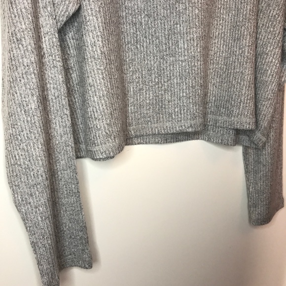 Garage Adriana V-Neck Tee - Picture 6 of 7